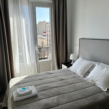 Hostal Besaya Мадрид Экстерьер фото